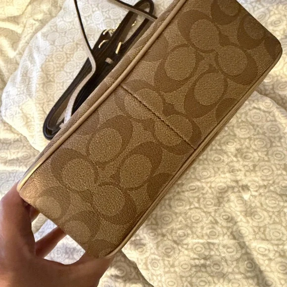 Coach Tan Signature Crossbody Bag - Picture 3 of 6